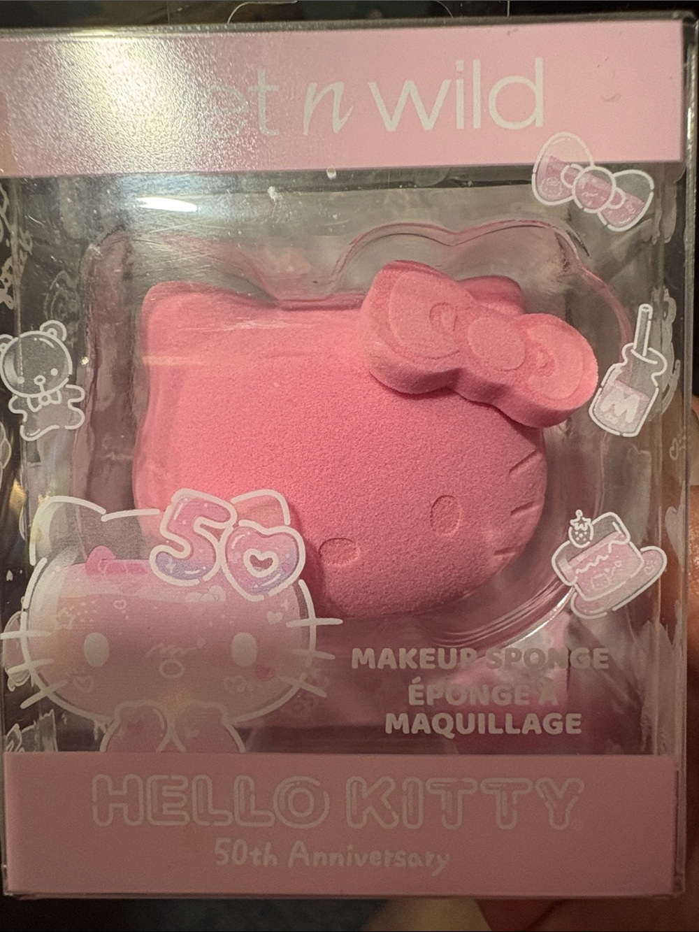 wet n wild Hello Kitty Pink Makeup Sponge with Bow Detail